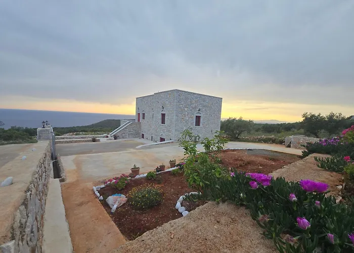 Sugar Stone House 2