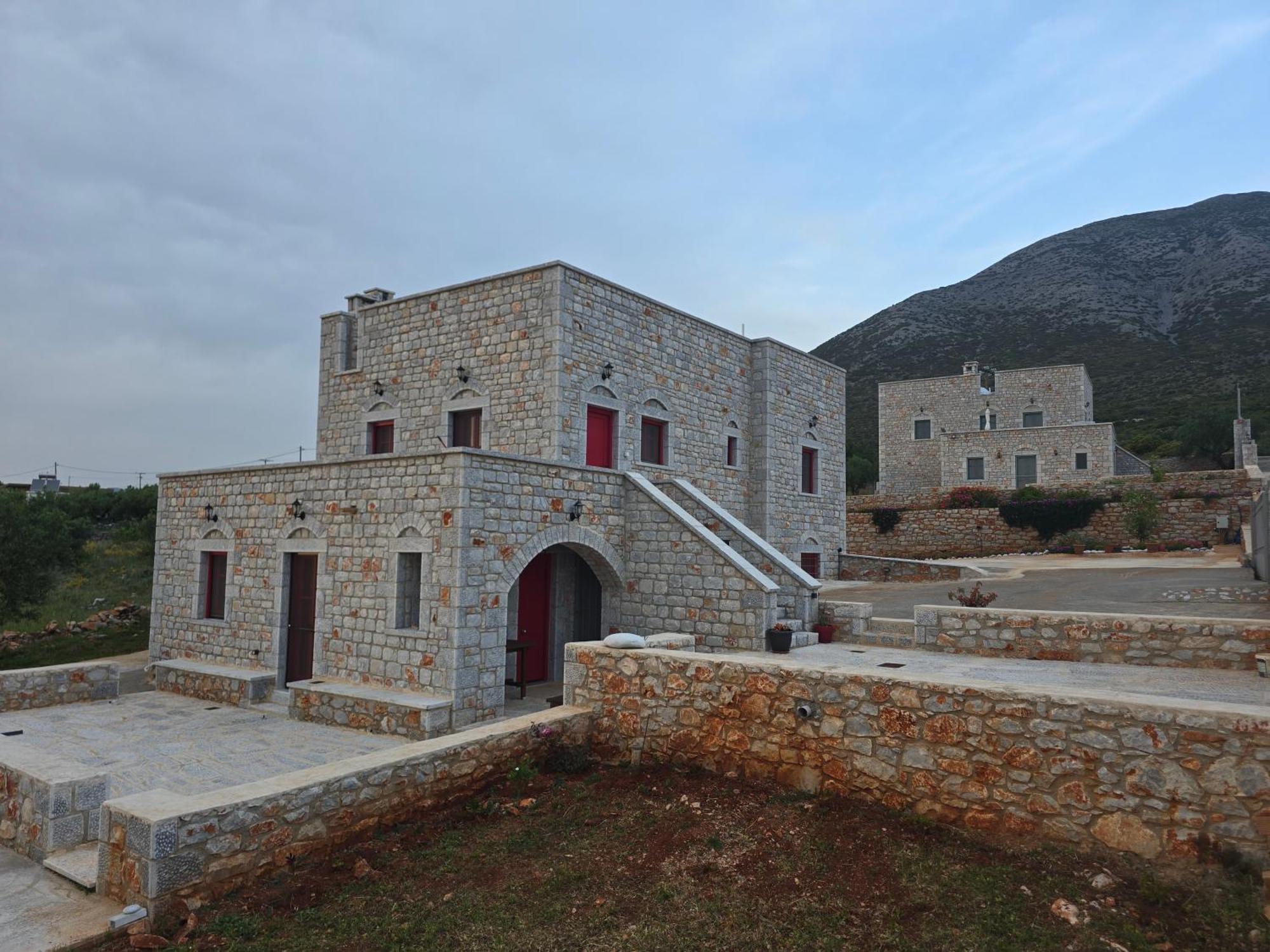 Sugar Stone House 2 * Pyrgos Dirou